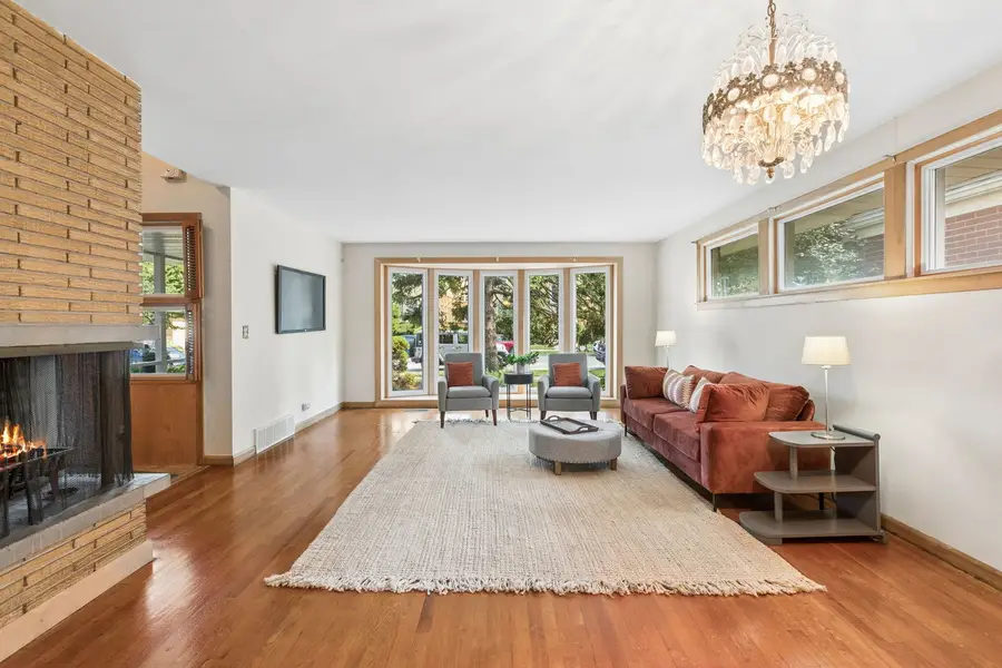 7920 Kenneth Avenue, Skokie, IL 60076 - #3