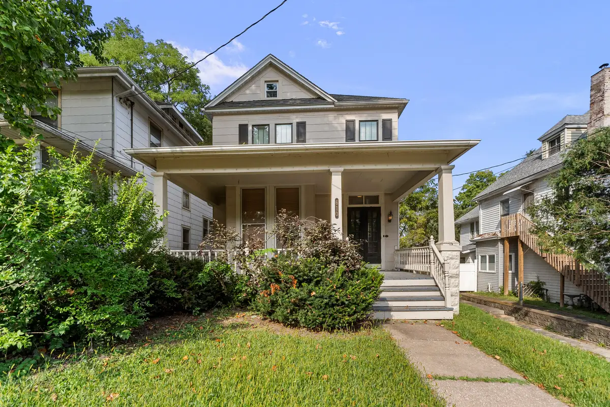 610 30th Street, Rock Island, IL 61201 - #1