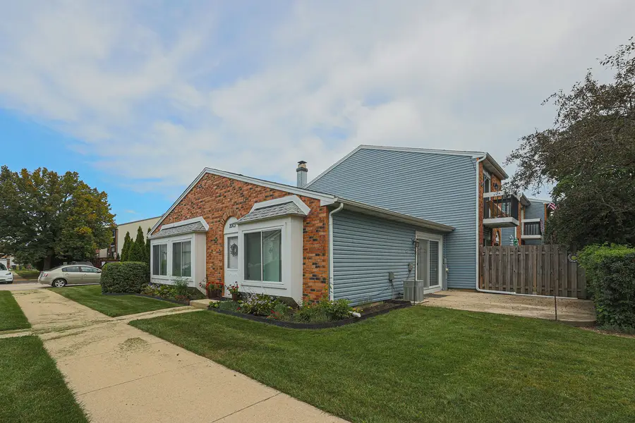 2003 Sudbury Drive, Hoffman Estates, IL 60169 - #2