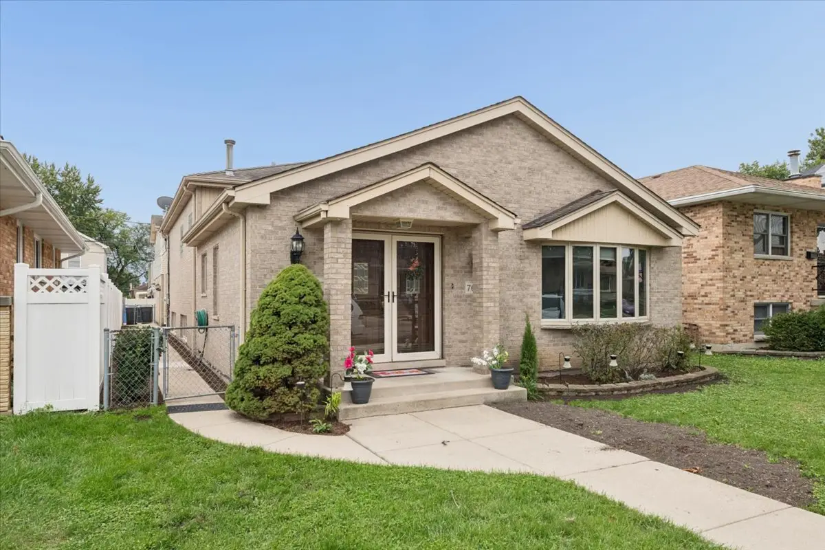 7645 W Rascher Avenue, Chicago, IL 60656 - #1