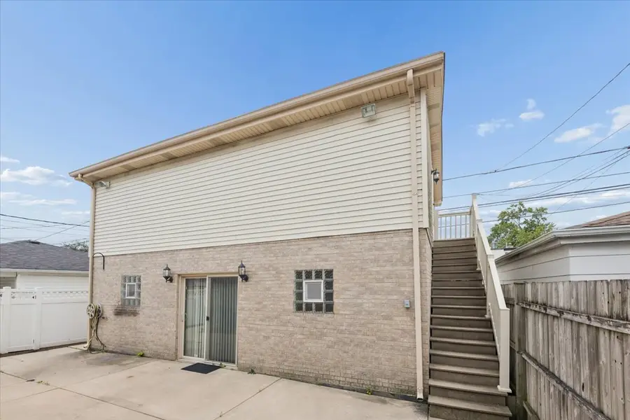 7645 W Rascher Avenue, Chicago, IL 60656 - #3