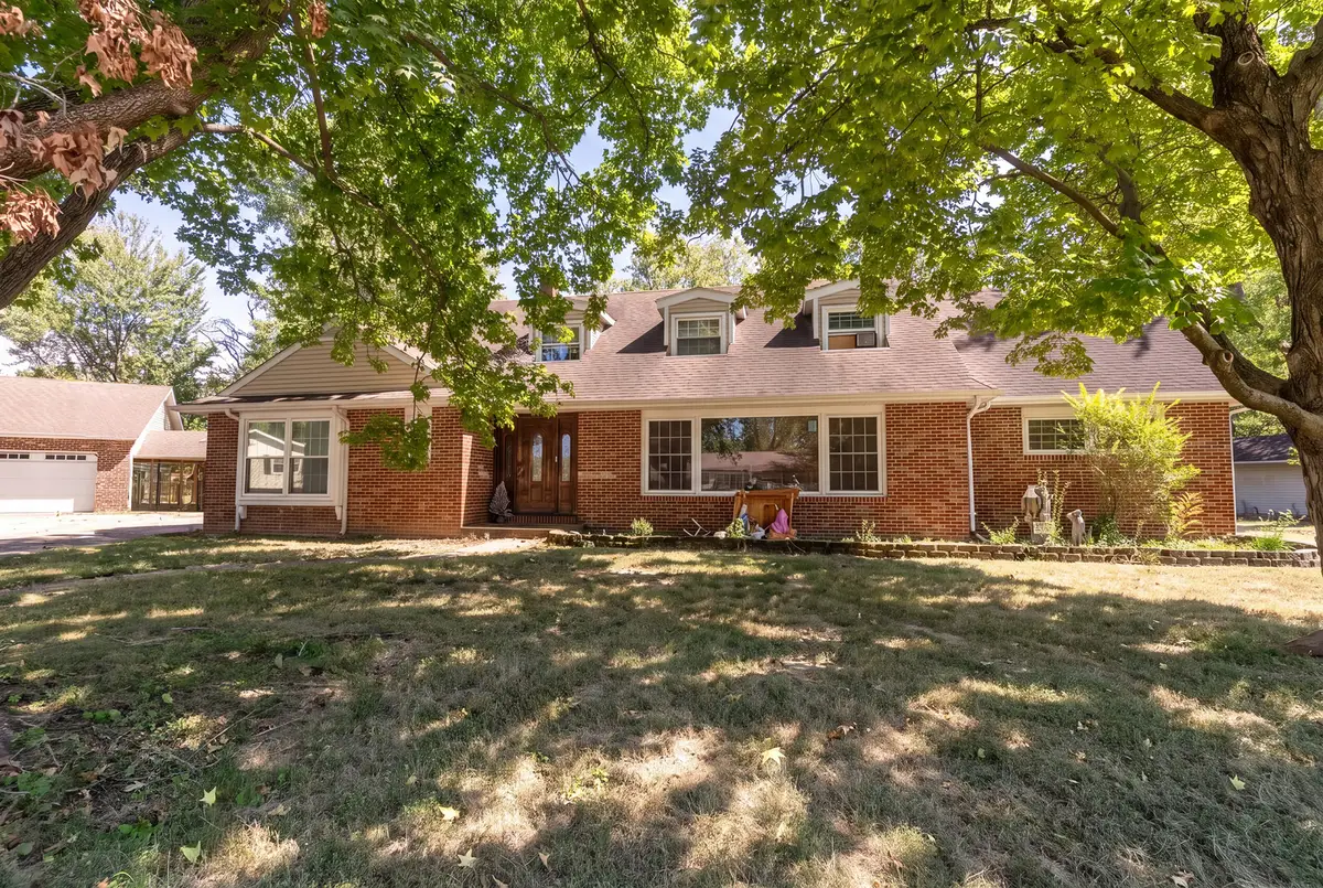 846 Bellview Place, Herrin, IL 62948 - #1
