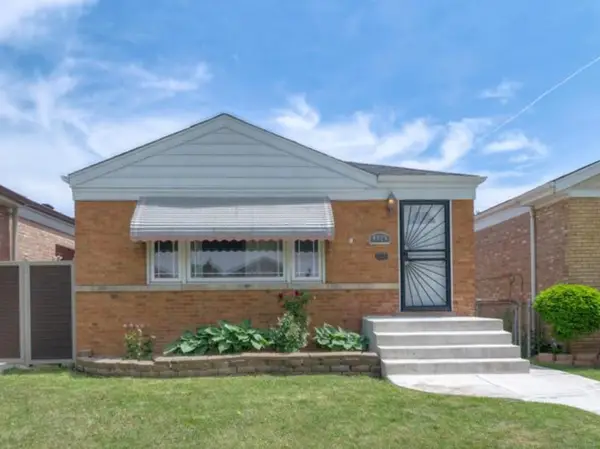 4825 S Keating Avenue, Chicago, IL 60632
