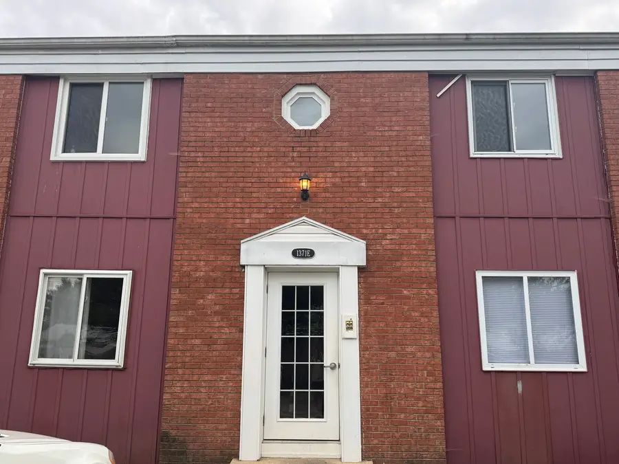 1371 Monomoy Street #E1, Aurora, IL 60506 - #2