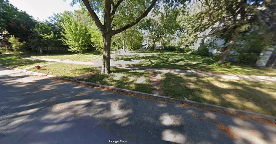 222 W 108th Place, Chicago, IL 60628 - #2