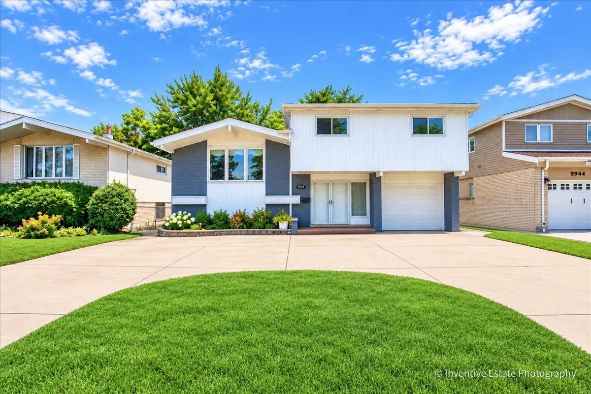 9938 N Huber Lane, Niles, IL 60714 - #1