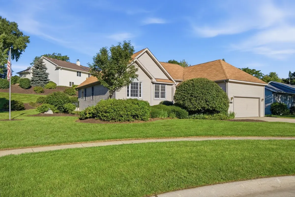 809 Tuckaway Court, Twin Lakes, WI 53181 - #1