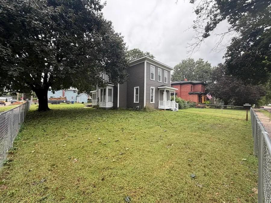 2102 Garfield Street, Clinton, IA 52732 - #2