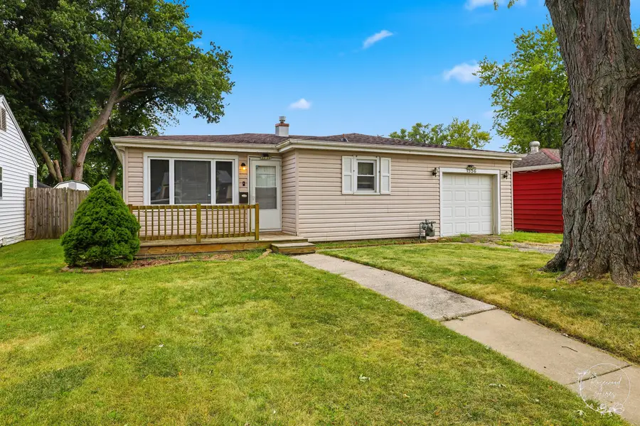 1556 S 4th Avenue, Kankakee, IL 60901 - #3