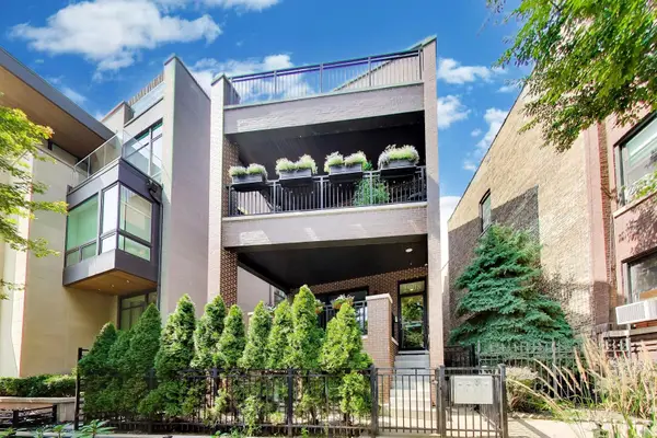 2908 N Burling Street #1, Chicago, IL 60657