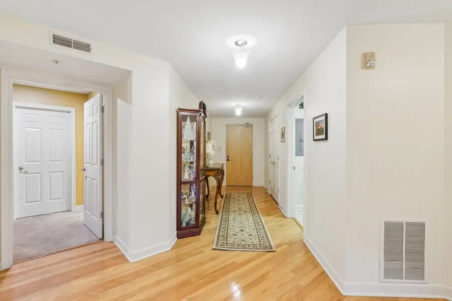 640 Robert York Avenue #308, Deerfield, IL 60015 - #3