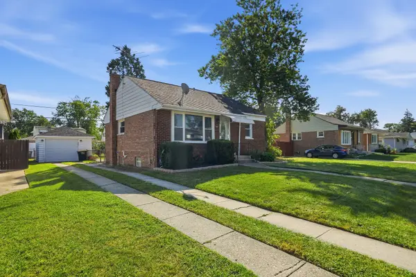 17617 Burnham Avenue, Lansing, IL 60438