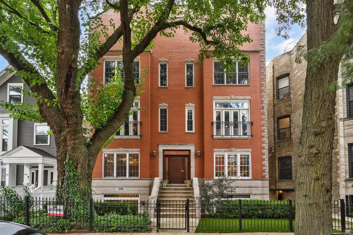 3306 N Clifton Avenue #3N, Chicago, IL 60657 - #1
