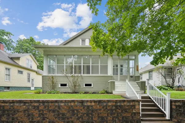 1530 33rd Street, Rock Island, IL 61201