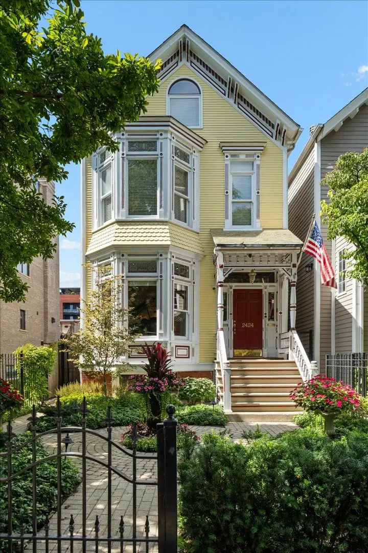 2424 N Burling Street, Chicago, IL 60614 - #2