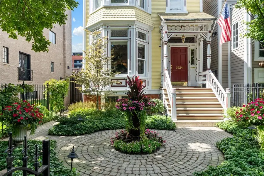 2424 N Burling Street, Chicago, IL 60614 - #3