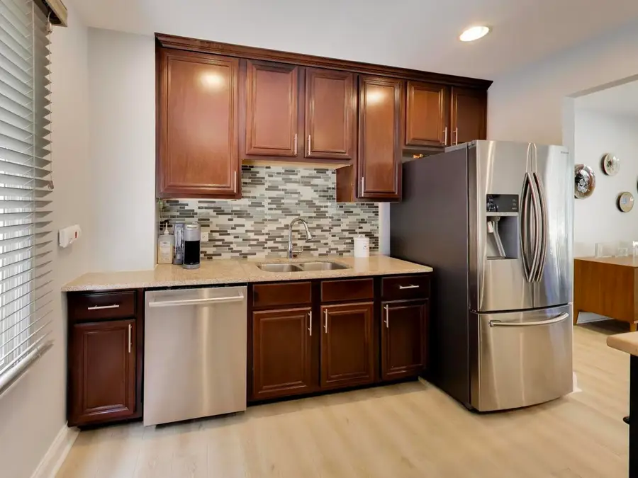 7720 W 65th Place, Bedford Park, IL 60501 - #3