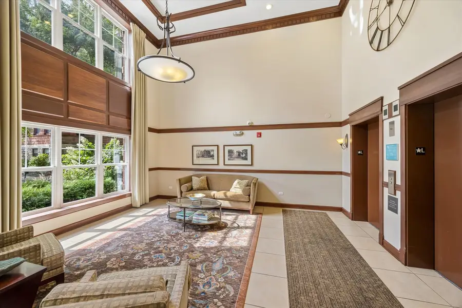 255 E Liberty Drive #203, Wheaton, IL 60187 - #2