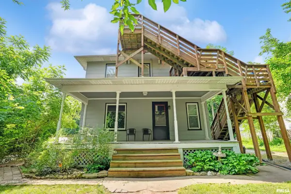 1520 10th Avenue, Moline, IL 61265