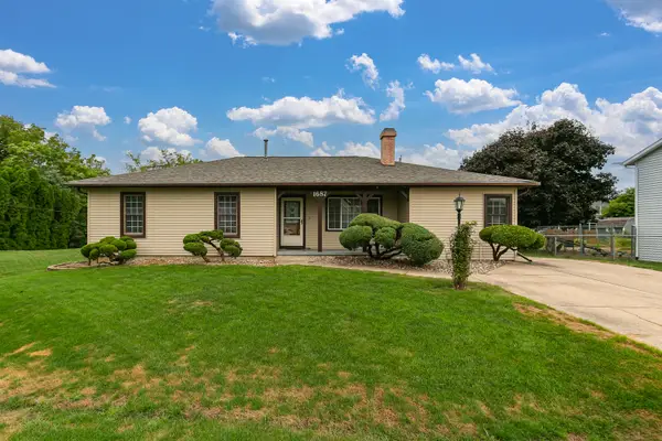 1687 35th Avenue, East Moline, IL 61244