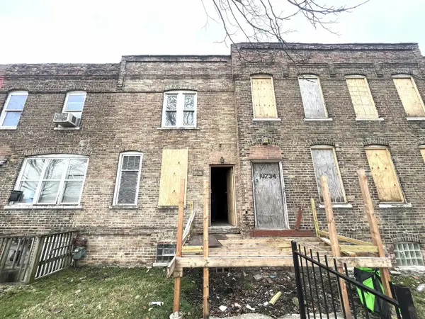 10736 S Langley Avenue, Chicago, IL 60628