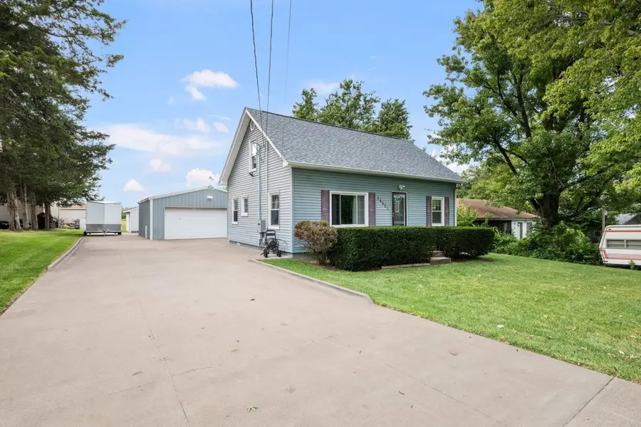 14458 115th Avenue, Davenport, IA 52804 - #3