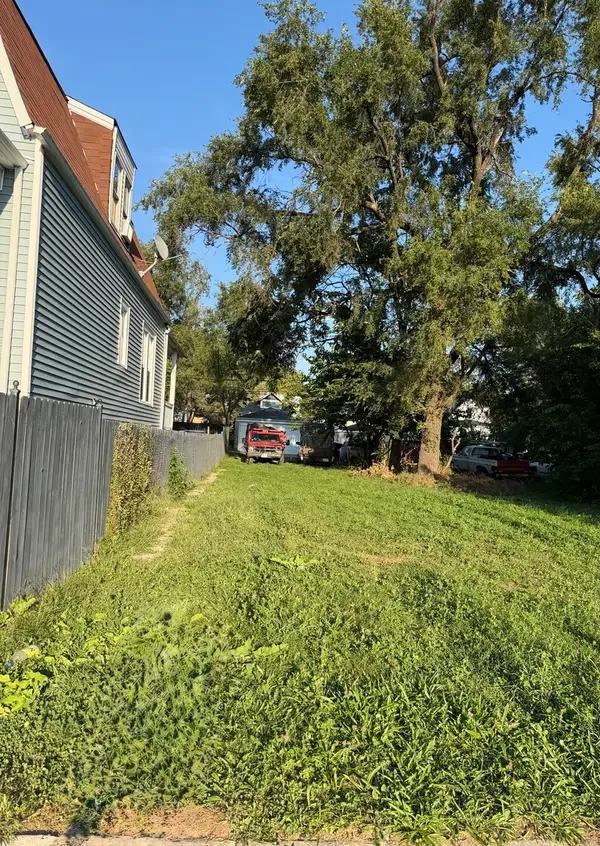 6743 S Wolcott Avenue, Chicago, IL 60636