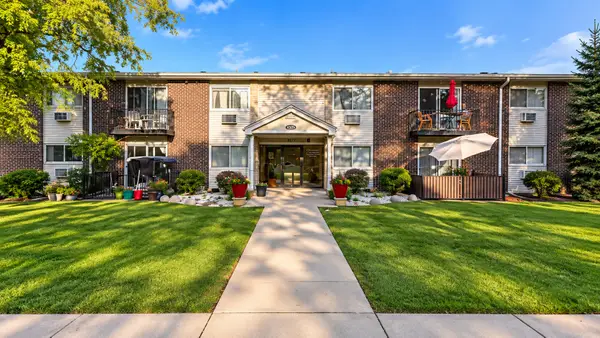 9575 N Terrace Pl Place #2G, Des Plaines, IL 60016