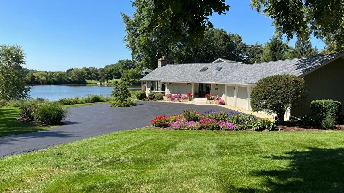 498 Lakepoint Drive, Barrington, IL 60010 - #1