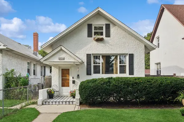 4834 W Cullom Avenue, Chicago, IL 60641