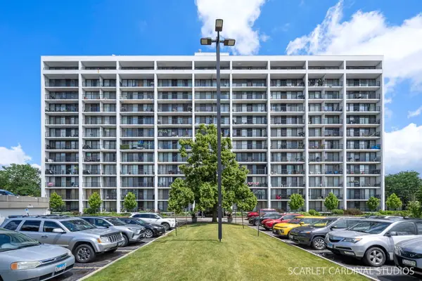 2005 S Finley Road #703, Lombard, IL 60148