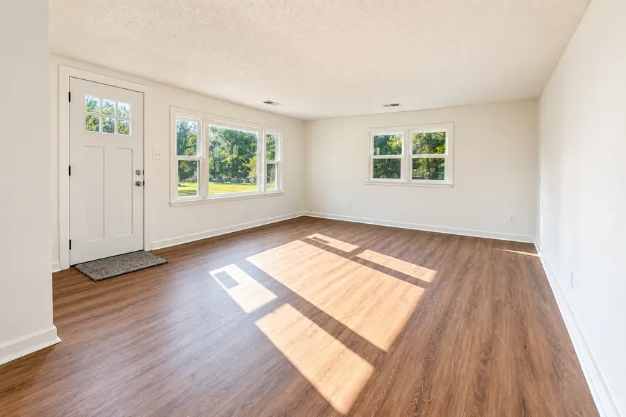 1387 E 16th Road, Streator, IL 61364 - #2