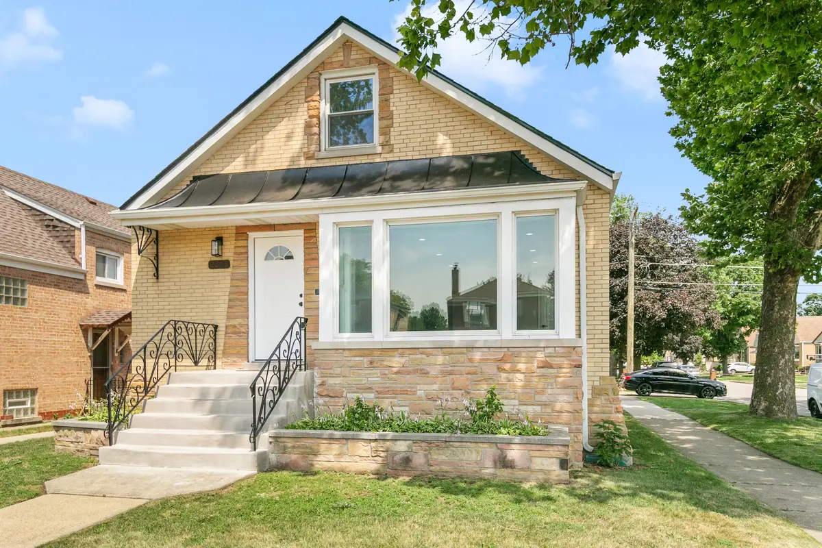 2263 S 14th Avenue, North Riverside, IL 60546 - #1
