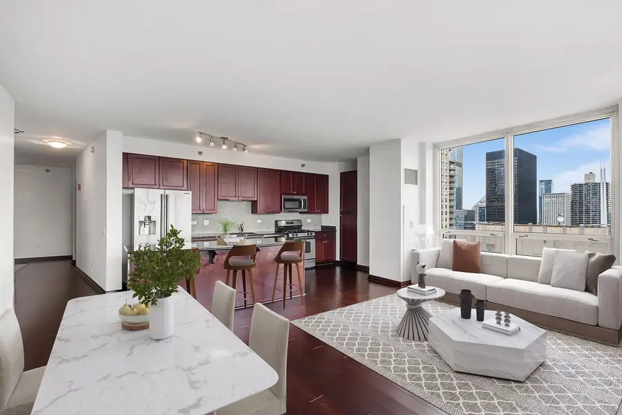 33 W Ontario Street #42ES, Chicago, IL 60654 - #2