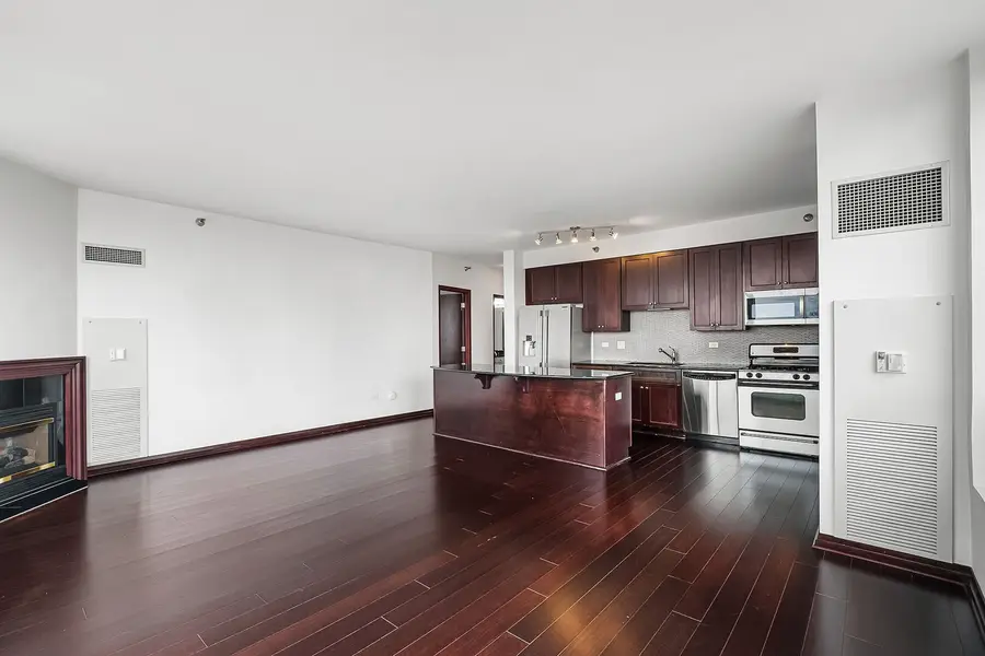 33 W Ontario Street #42ES, Chicago, IL 60654 - #3