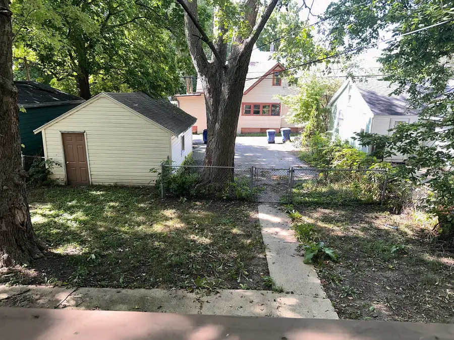 607 Leonard Avenue, Dekalb, IL 60115 - #3