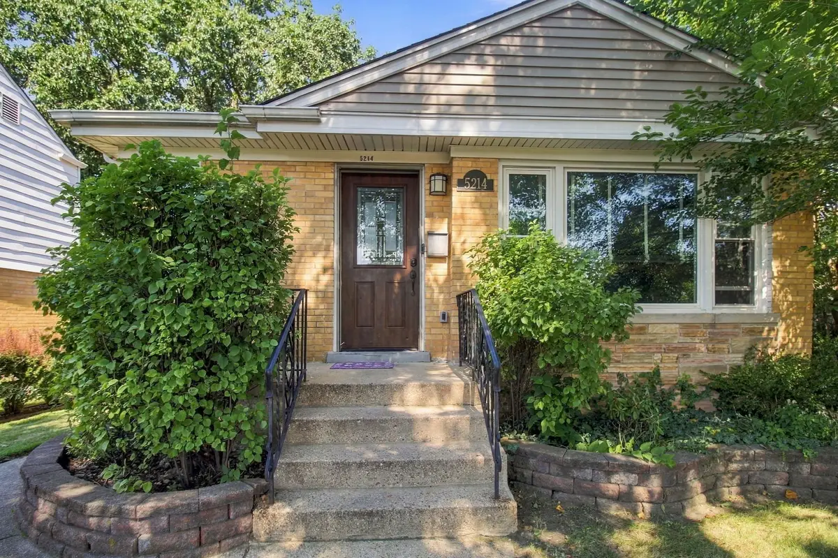 5214 Enfield Avenue, Skokie, IL 60077 - #1