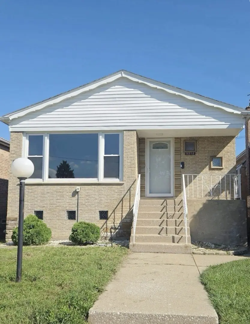 2252 E 92nd Place, Chicago, IL 60617 - #1