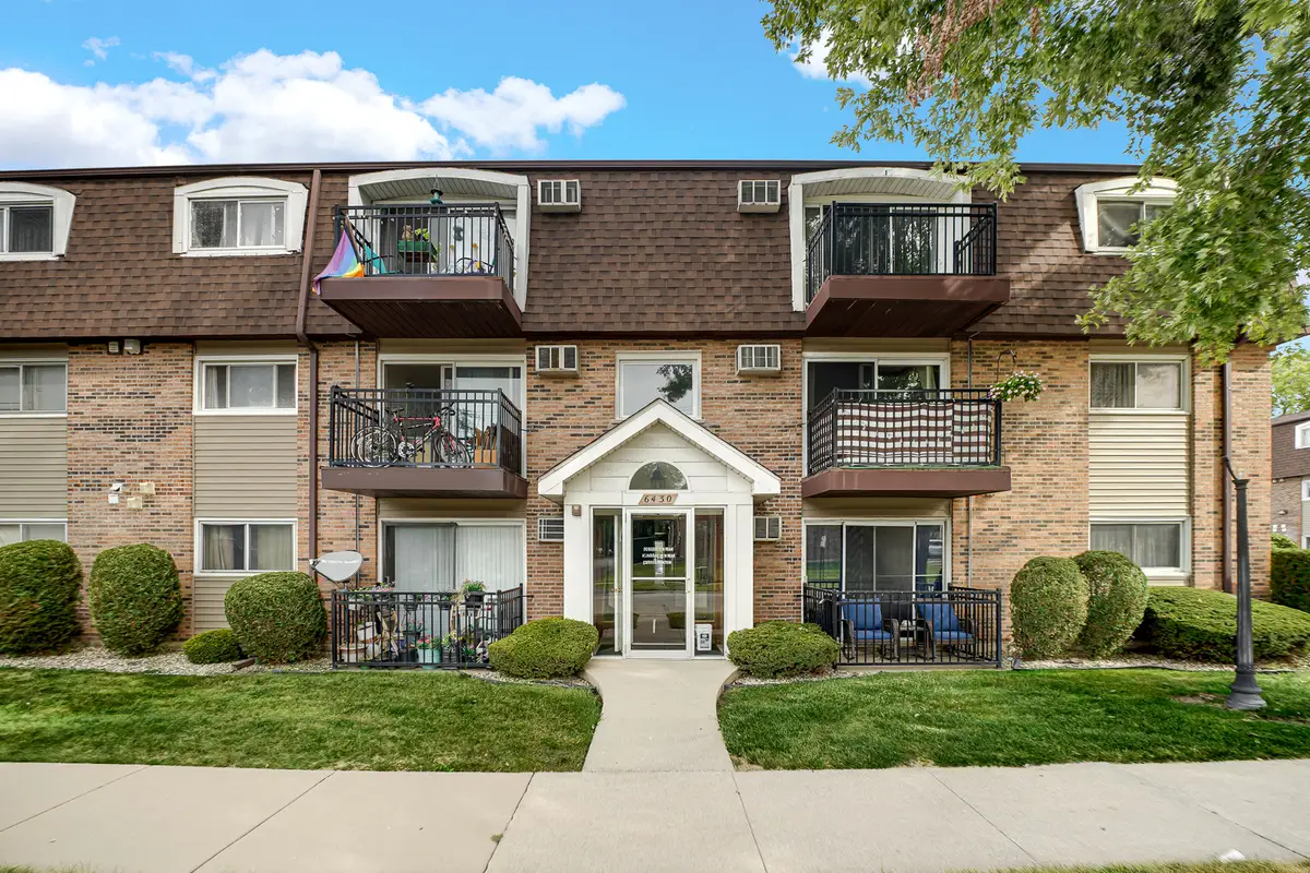 6430 Pamela Lane #12, Chicago Ridge, IL 60415 - #1