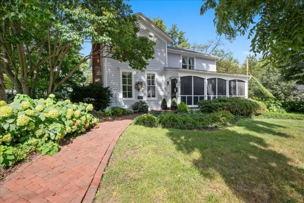 601 South Street, Geneva, IL 60134