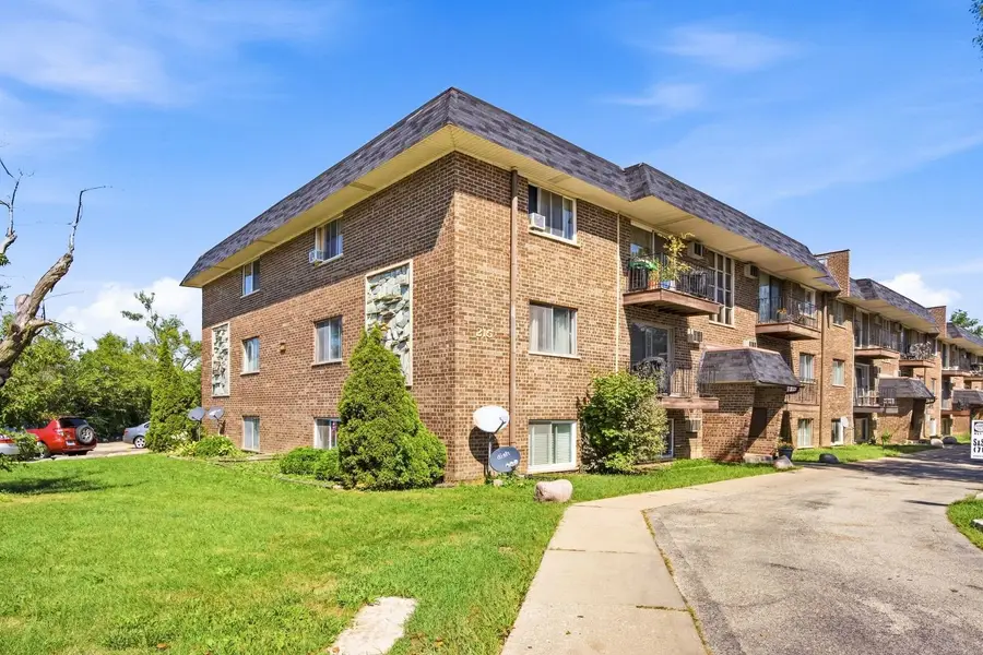 215 S Hale Street #6A, Addison, IL 60101 - #2