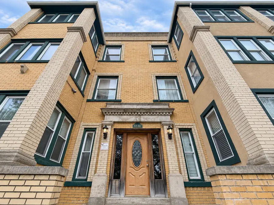 4825 S Prairie Avenue #4, Chicago, IL 60615 - #2