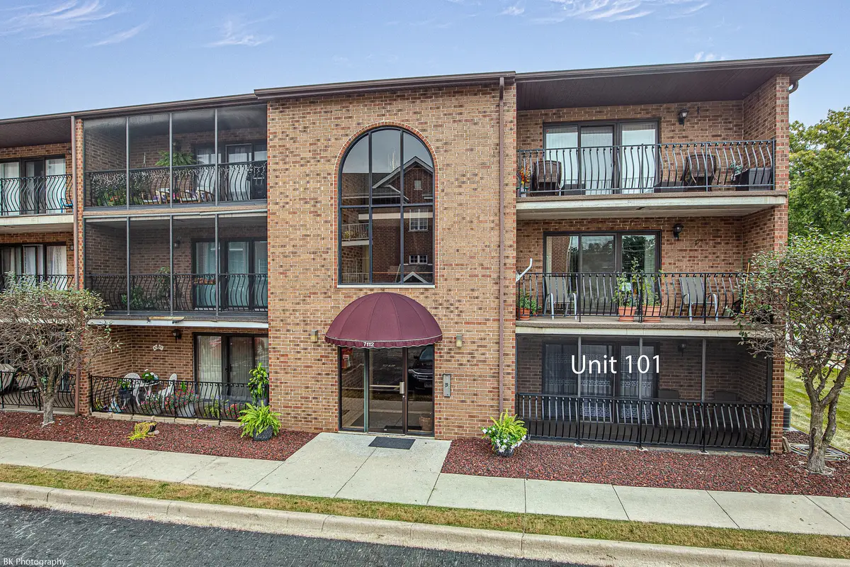 7112 W 108th Street #101, Worth, IL 60482 - #1