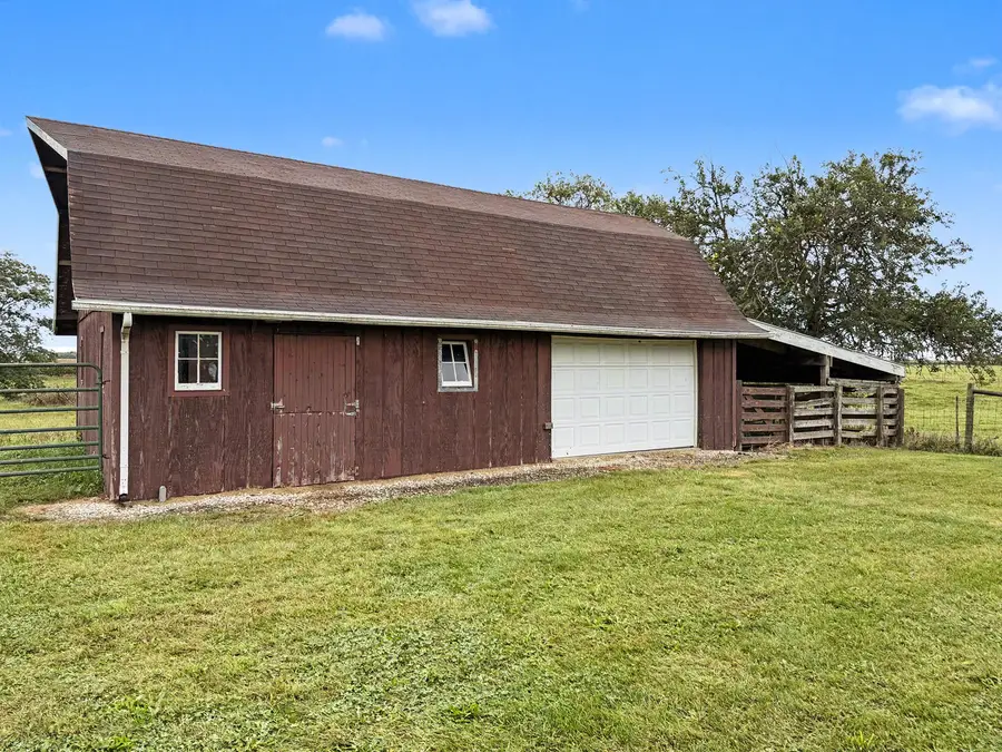 2661 E 900 North Road, Milford, IL 60953 - #2