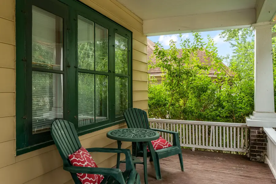 328 Washington Street, Rockford, IL 61104 - #2