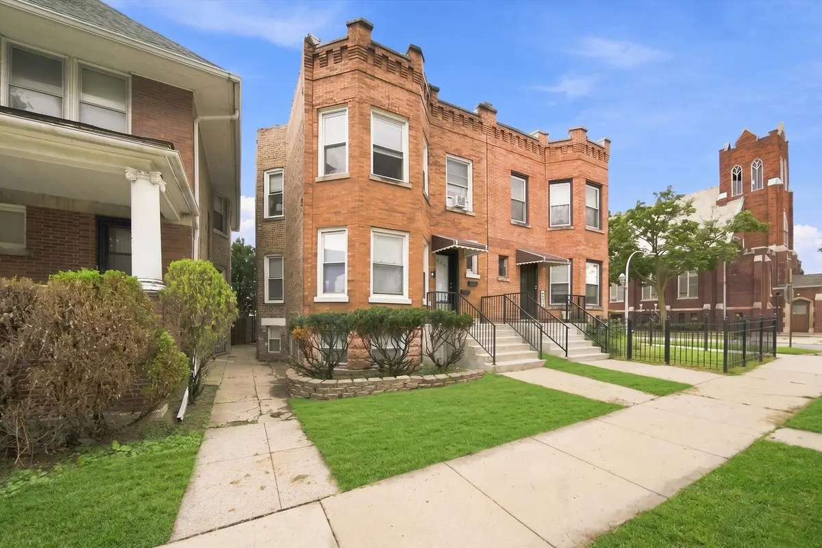856 N Waller Avenue, Chicago, IL 60651 - #1