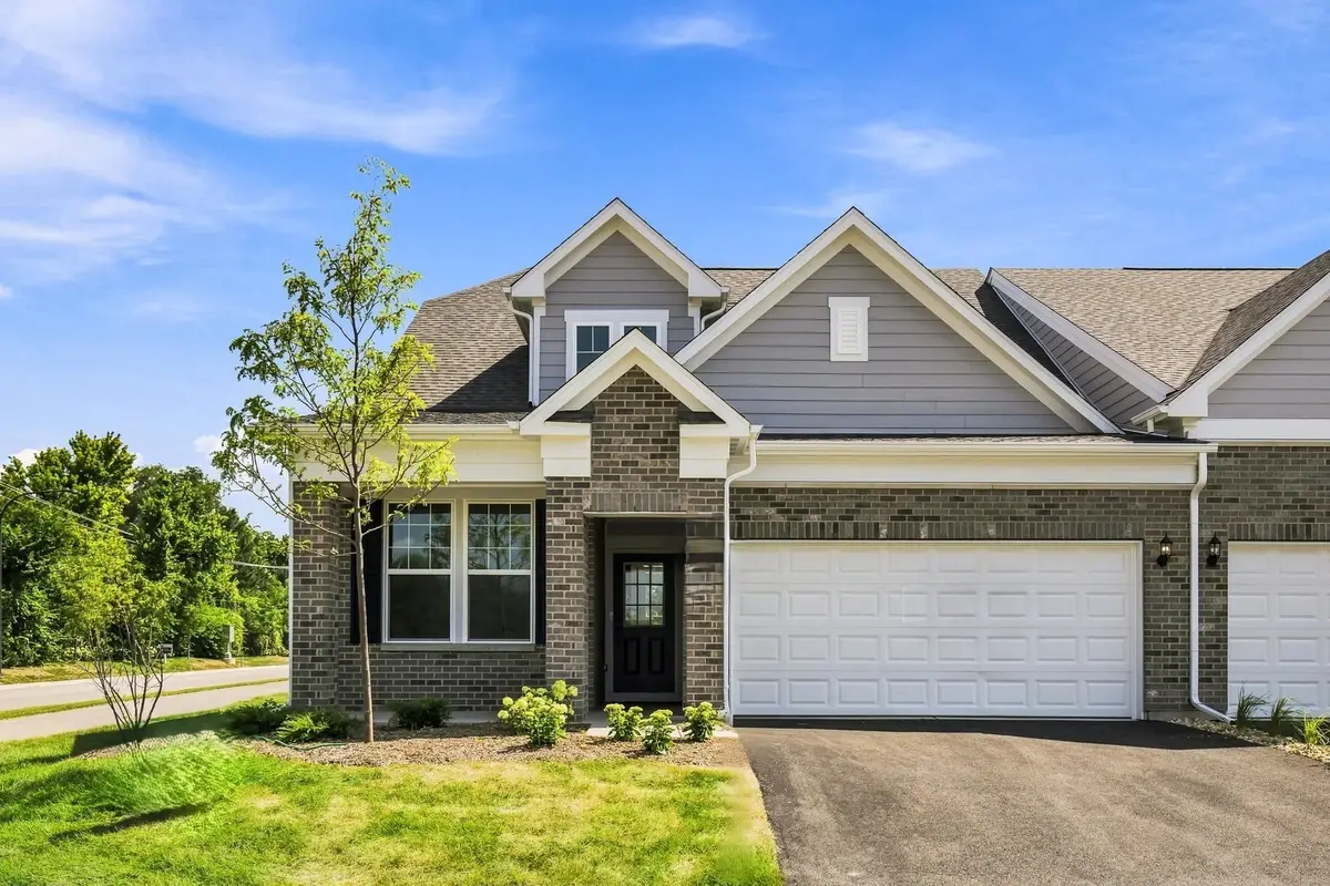 3595 Kennedy Lane #15002, Woodridge, IL 60517 - #1