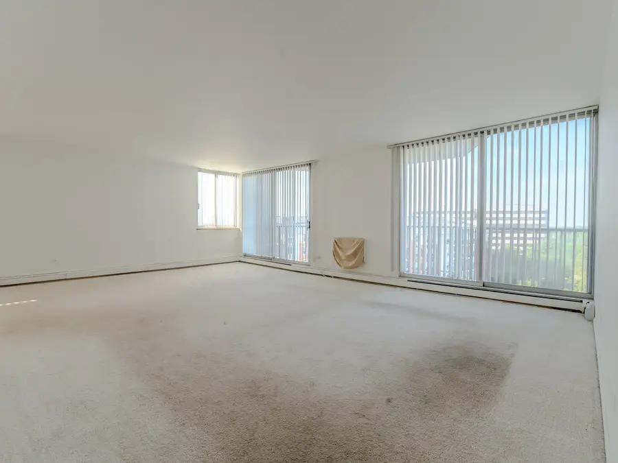 20 N Tower Road #8G, Oak Brook, IL 60523 - #2