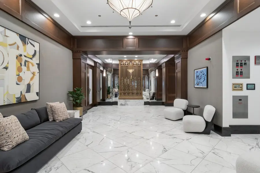 850 N Lake Shore Drive #210, Chicago, IL 60611 - #2