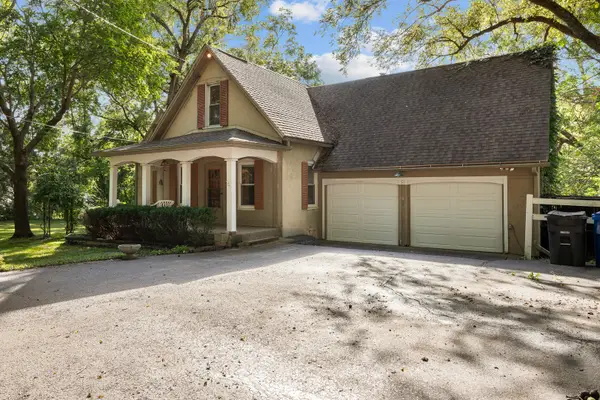 1100 34th Avenue, Moline, IL 61265